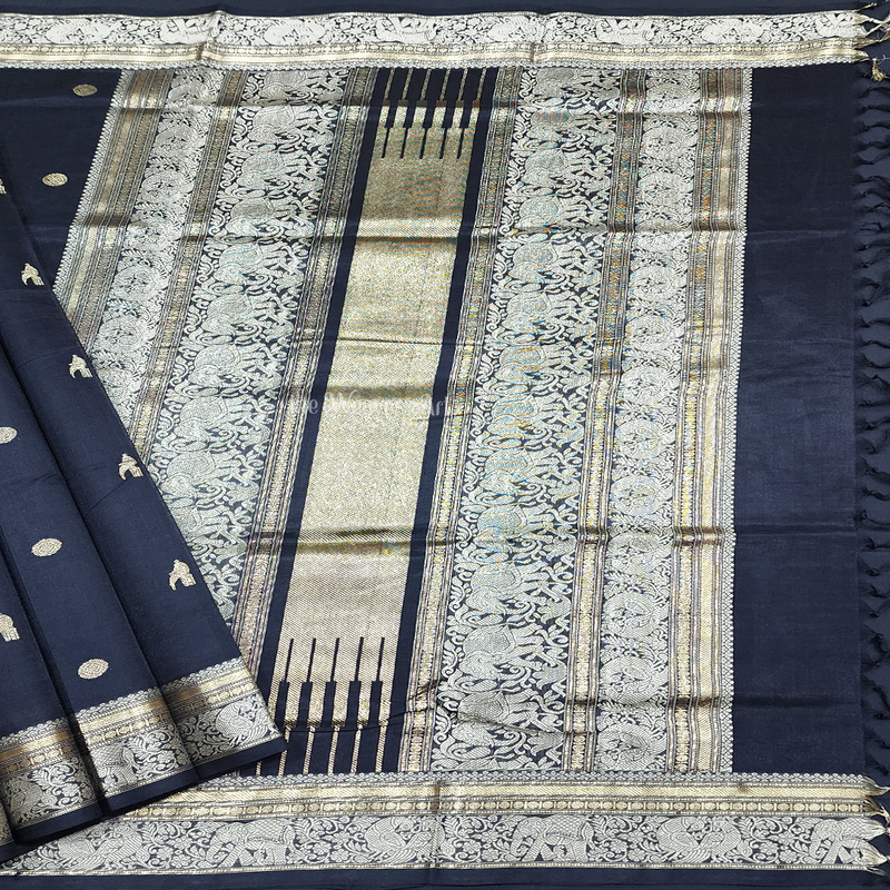Black Color Kanchipuram Sarees