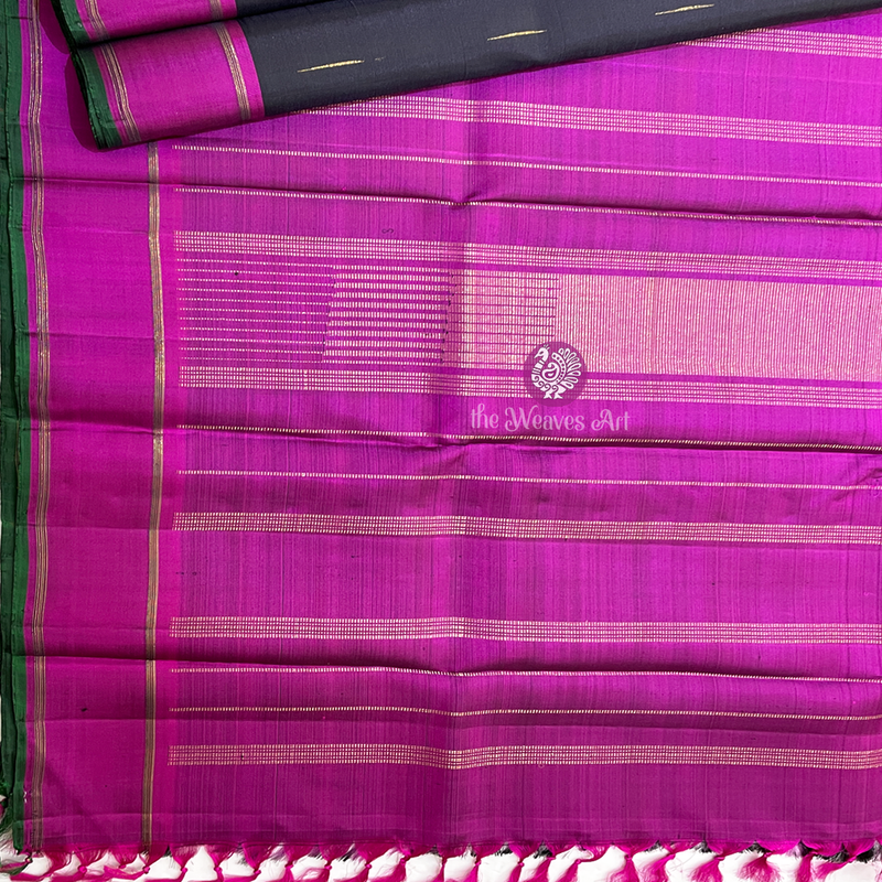 Black Kanchi Pattu saree