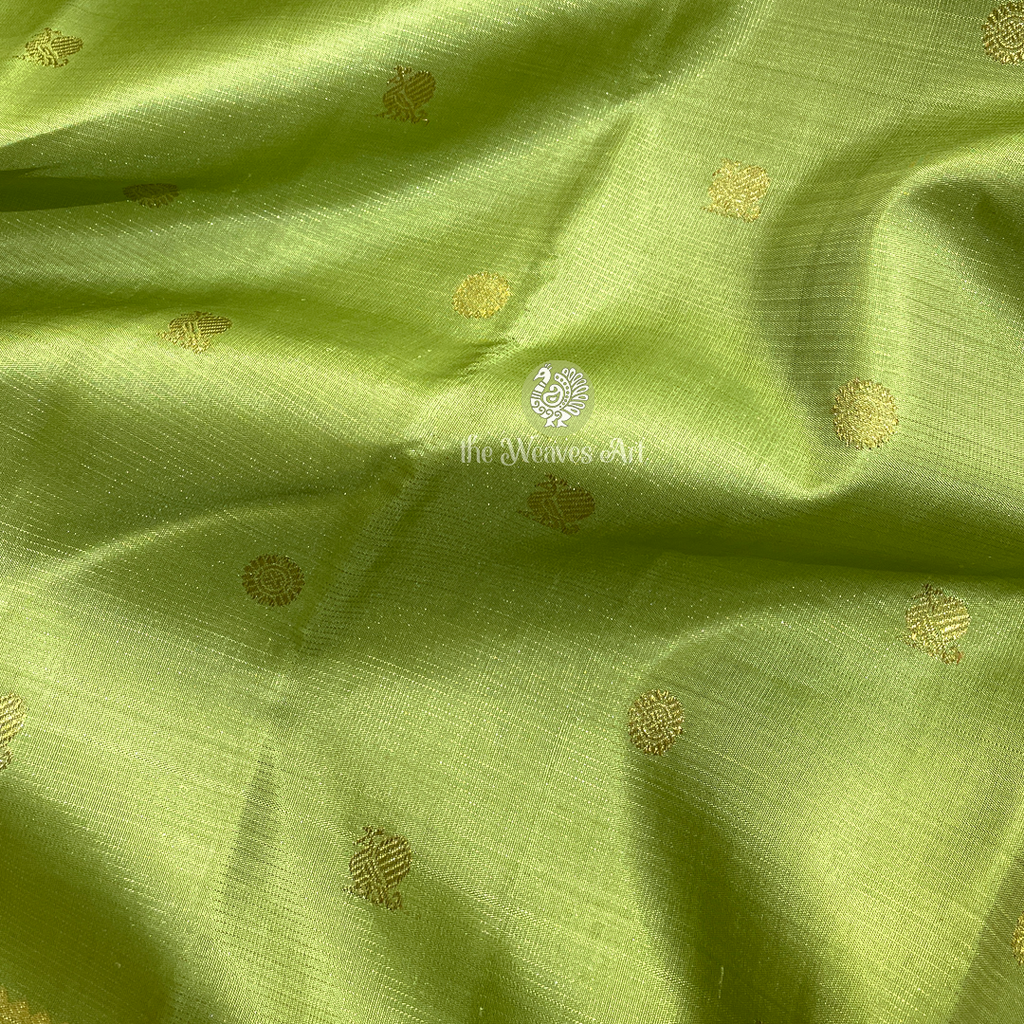 Vaira Oosi Kanchipuram Sarees