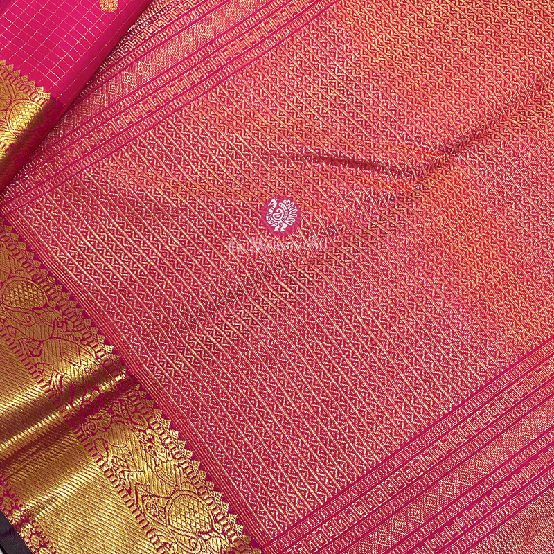 Checks kanchipuram Pattu Sarees