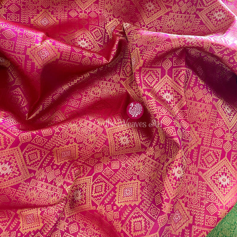 Kanchi Pattu Sarees No Border