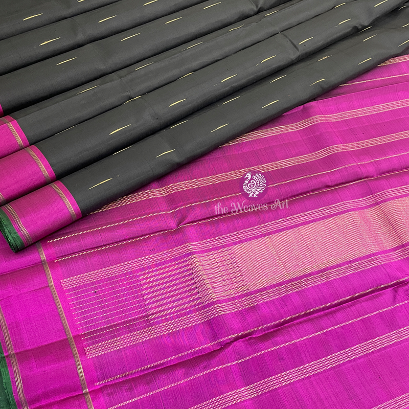 Malli Moggu Kanjivaram Saree