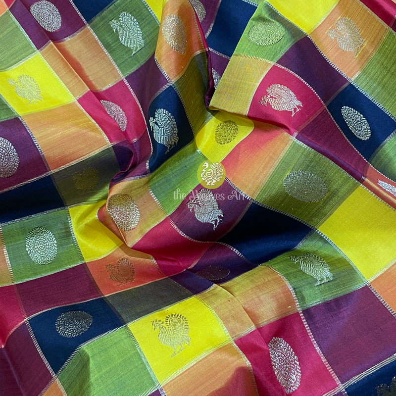 Mayil Chakram Palum Pazhamum Sarees