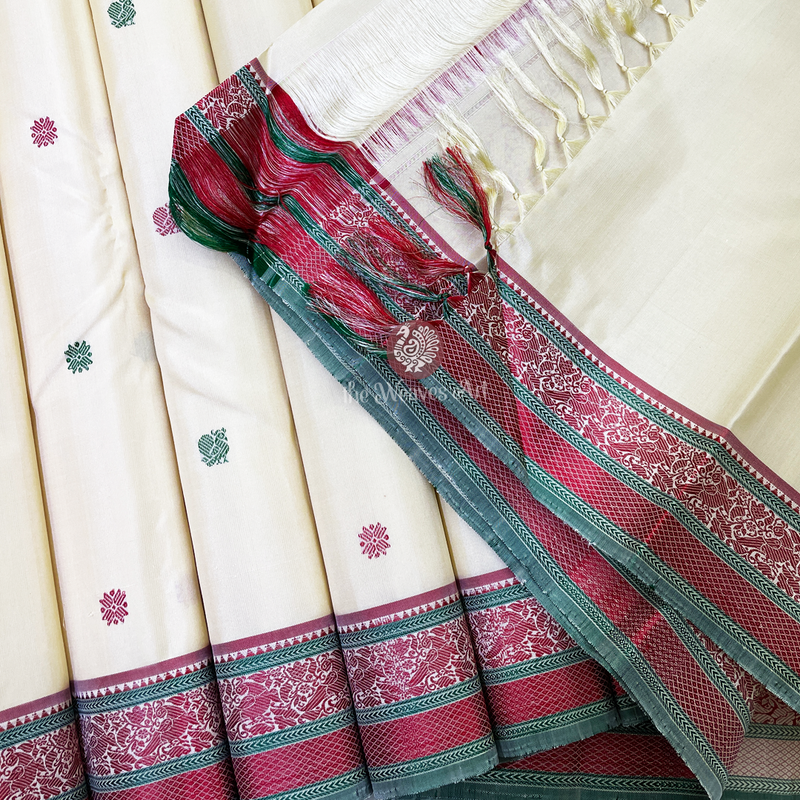 No Zari Kanchi Pattu Sarees
