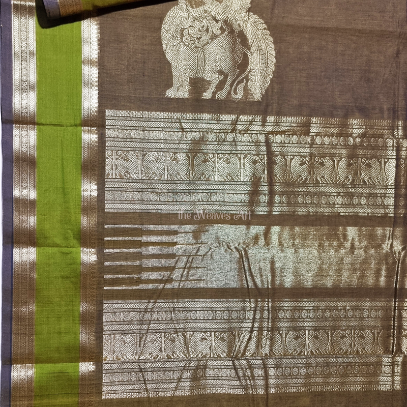 Handloom Kanchi Cotton Saree with Zari border & Pallu