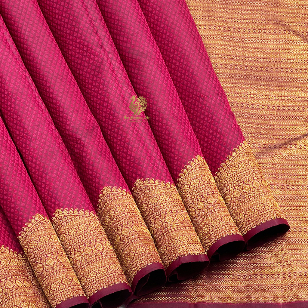 Trendy kanchipuram Pattu saree