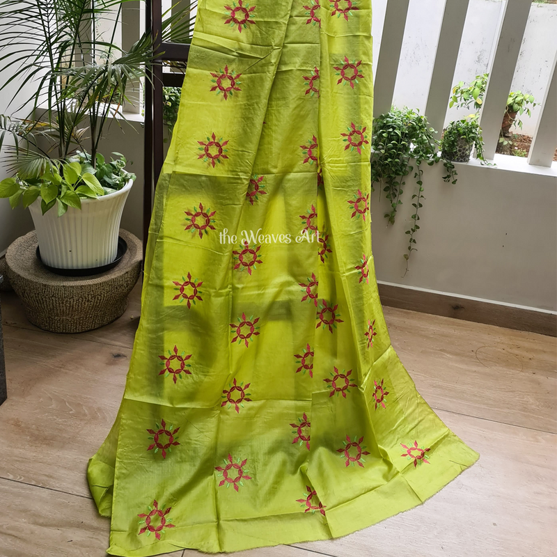 Vintage Chartreuse Tussar Silk Embroidery Saree