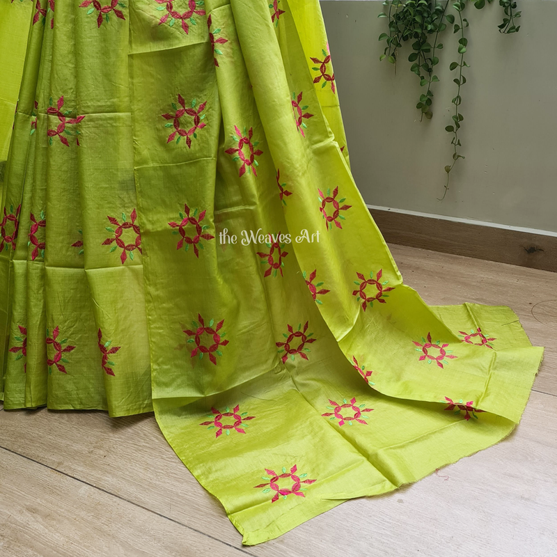 Vintage Chartreuse Tussar Silk Embroidery Saree