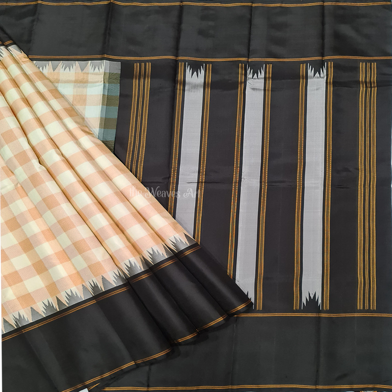 Handwoven Two tone Checks (Kattam) Korvai Kanchipuram Silk saree